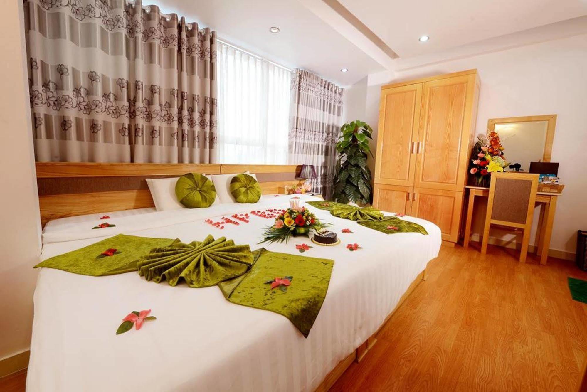 Blue 29 Hotel Ханой Екстериор снимка