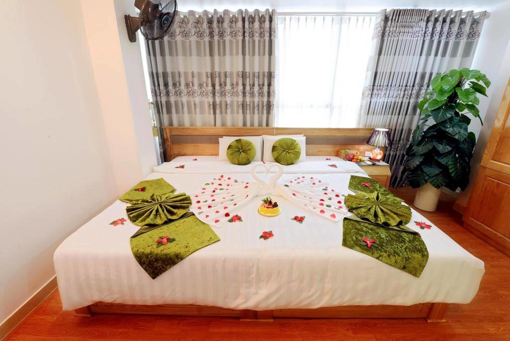 Blue 29 Hotel Ханой Екстериор снимка